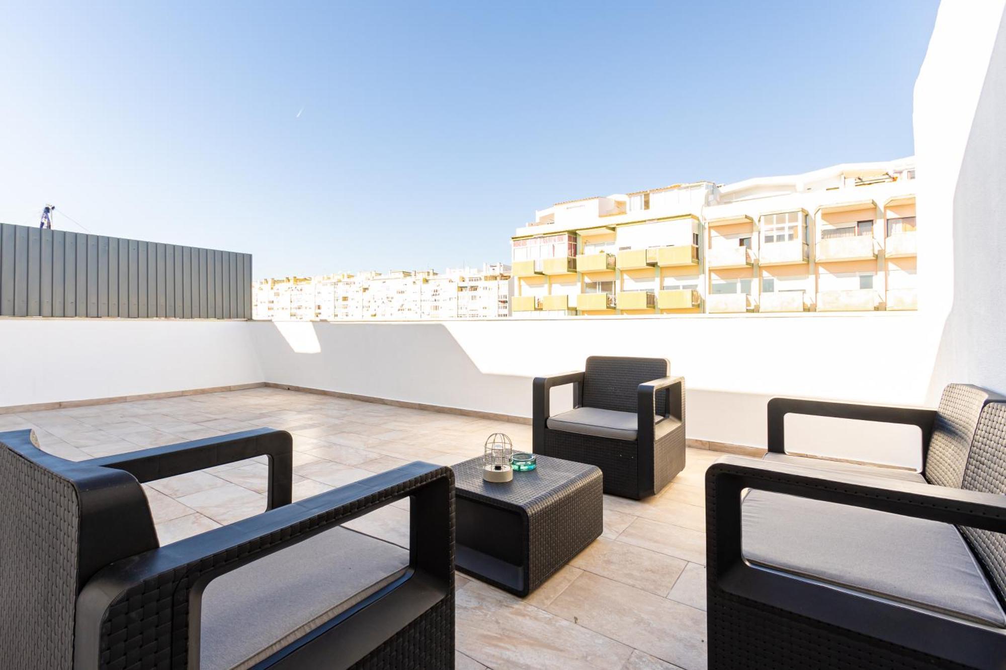 Cacilhas Riverview! ألمادا المظهر الخارجي الصورة
