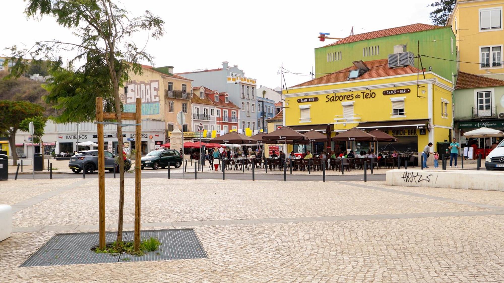 Cacilhas Riverview! ألمادا المظهر الخارجي الصورة